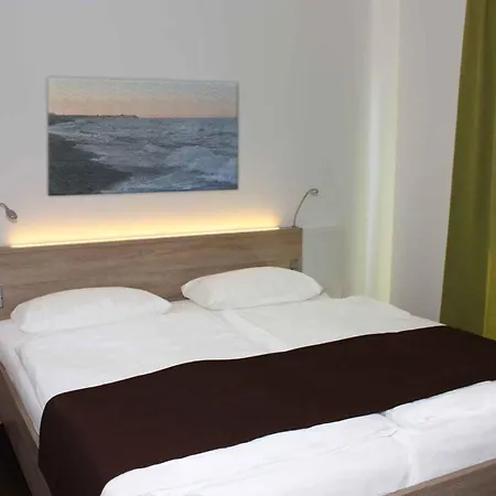 Quarto em Acomodações Particulares Homes In 36483